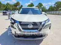 2021 Nissan ROGUE photo