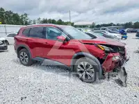 2021 Nissan ROGUE photo