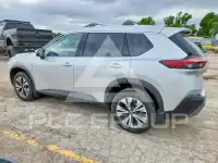 2021 Nissan ROGUE photo