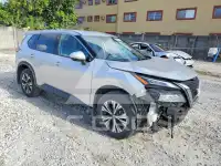 2021 Nissan ROGUE photo