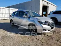 2021 Nissan LEAF photo