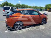 2021 Nissan LEAF фото