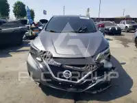 2021 Nissan LEAF photo