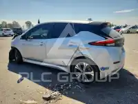 2021 Nissan LEAF photo