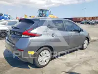 2021 Nissan LEAF photo
