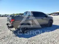 2021 Nissan TITAN фото