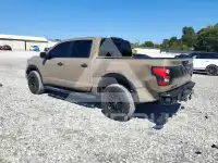 2021 Nissan TITAN фото