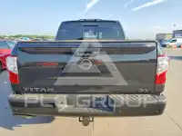 2021 Nissan TITAN фото
