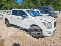 2021 Nissan TITAN фото