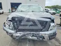 2021 Nissan TITAN фото