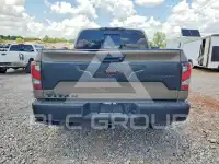 2021 Nissan TITAN фото