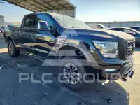 2021 Nissan TITAN фото