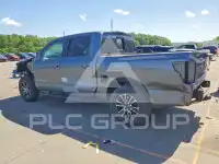 2021 Nissan TITAN фото