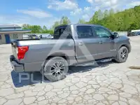2021 Nissan TITAN фото