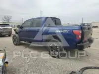 2021 Nissan TITAN photo