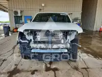2021 Nissan TITAN фото