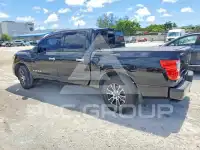 2021 Nissan TITAN фото