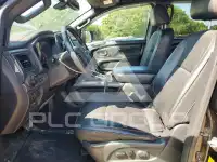 2021 Nissan TITAN фото
