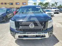 2021 Nissan TITAN фото