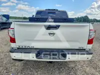 2021 Nissan TITAN фото
