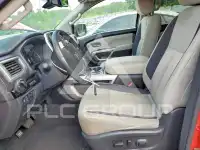 2021 Nissan TITAN фото