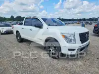 2021 Nissan TITAN фото
