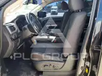 2021 Nissan TITAN фото