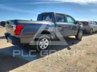 2021 Nissan TITAN фото