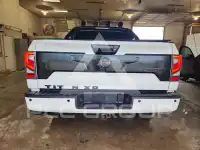 2021 Nissan TITAN фото