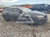 2021 Nissan MAXIMA photo