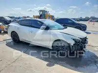 2021 Nissan MAXIMA photo
