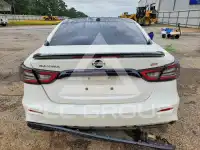 2021 Nissan MAXIMA photo