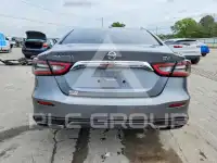 2021 Nissan MAXIMA photo