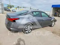 2021 Nissan ALTIMA photo