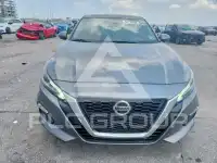 2021 Nissan ALTIMA photo