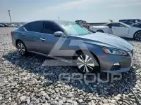 2021 Nissan ALTIMA photo
