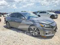 2021 Nissan ALTIMA photo