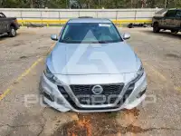 2021 Nissan ALTIMA photo