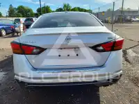2021 Nissan ALTIMA photo