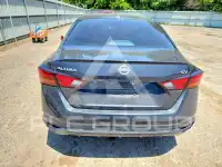 2021 Nissan ALTIMA photo