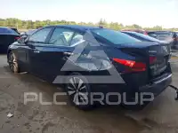 2021 Nissan ALTIMA photo