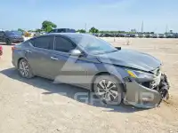 2021 Nissan ALTIMA photo