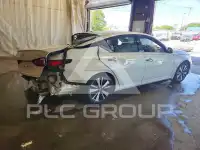 2021 Nissan ALTIMA photo