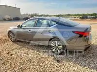 2021 Nissan ALTIMA photo