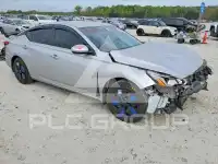 2021 Nissan ALTIMA photo