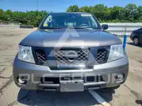 2021 Nissan FRONTIER photo