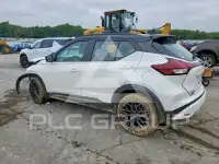 2021 Nissan KICKS фото