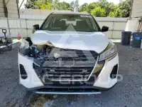 2021 Nissan KICKS photo