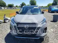2021 Nissan KICKS фото