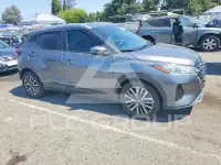 2021 Nissan KICKS фото